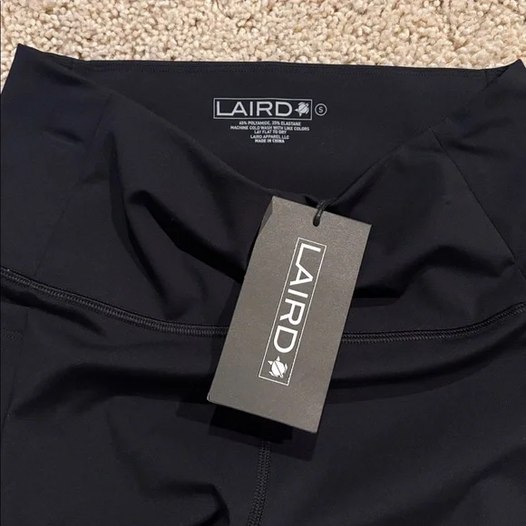 Laird High-Waist Sculpting Leggings in Black 🖤 - Picture 14 of 15